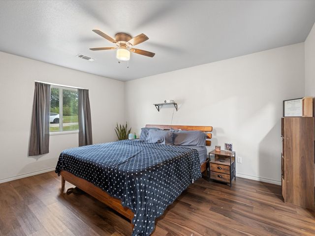 106 Edith Street, Bowie, TX 76230