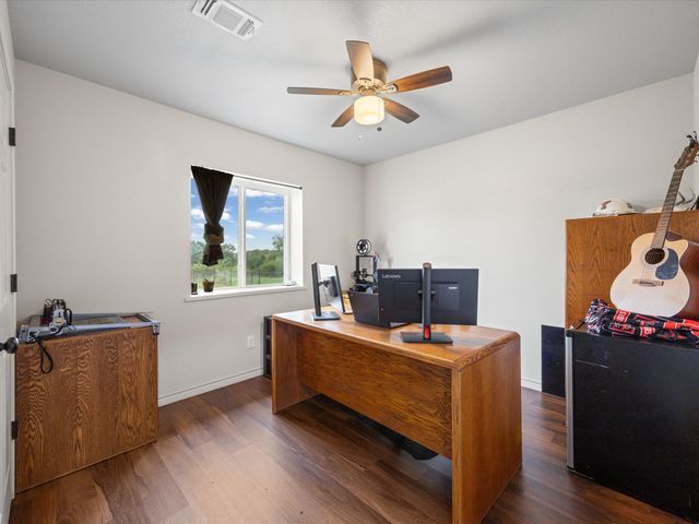 106 Edith Street, Bowie, TX 76230