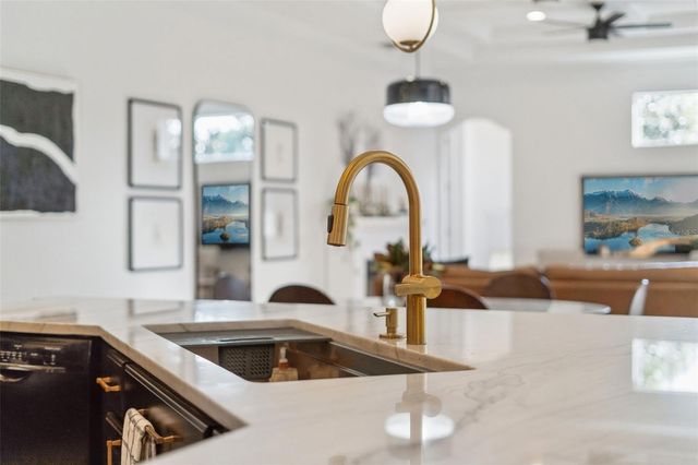 5825 OXFORD MOOR BOULEVARD, Windermere, FL 34786