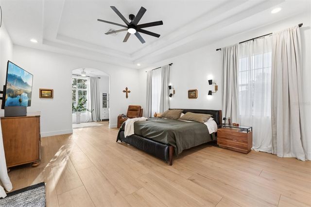 5825 OXFORD MOOR BOULEVARD, Windermere, FL 34786