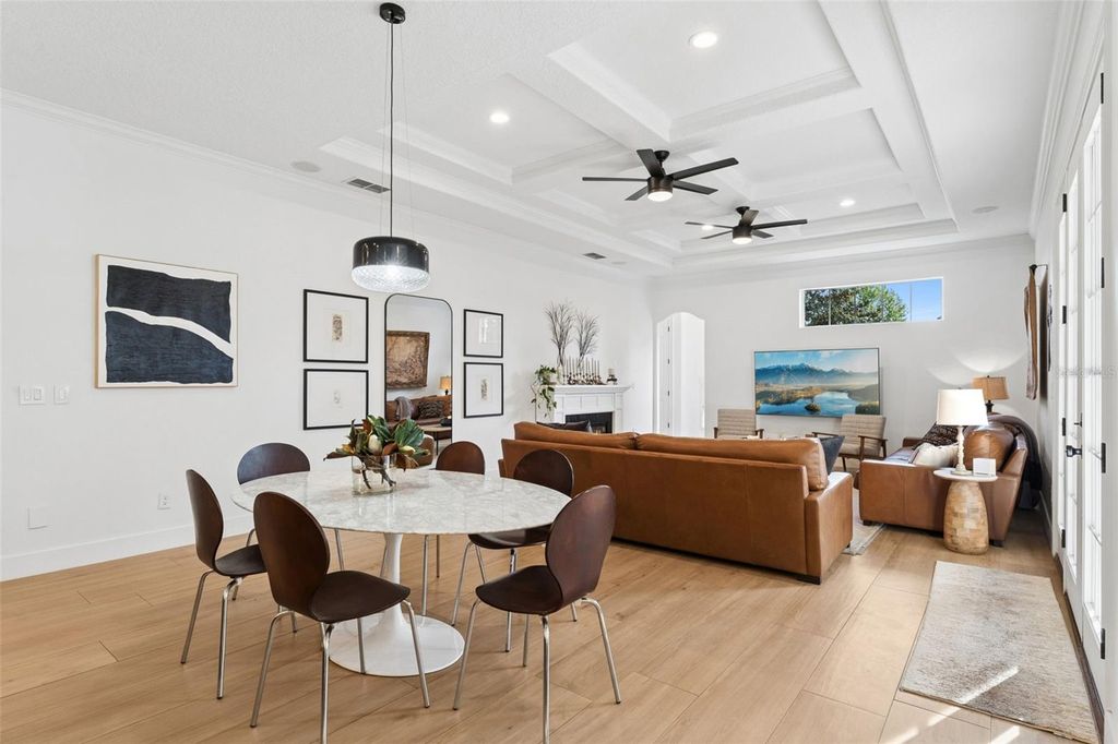 Image 16 of property listing at 5825 OXFORD MOOR BOULEVARD, Windermere, FL 34786