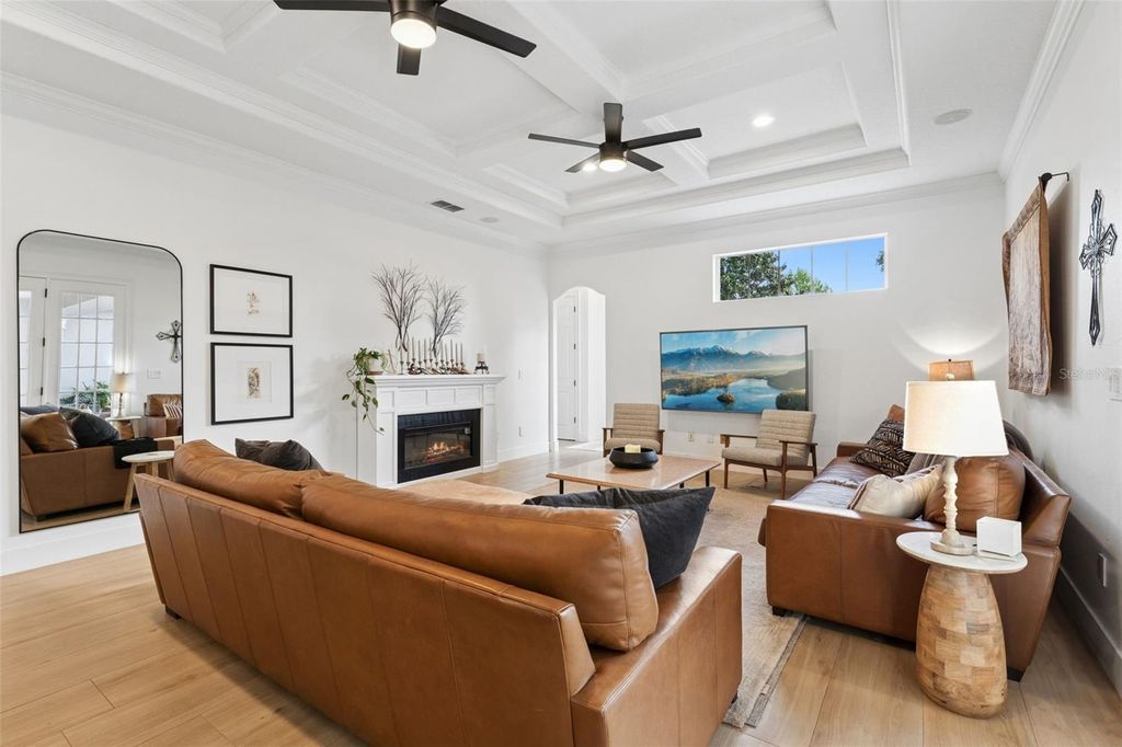 Image 18 of property listing at 5825 OXFORD MOOR BOULEVARD, Windermere, FL 34786