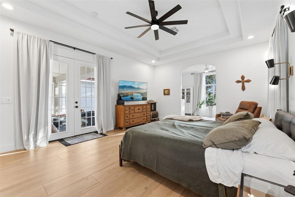 Image 20 of property listing at 5825 OXFORD MOOR BOULEVARD, Windermere, FL 34786