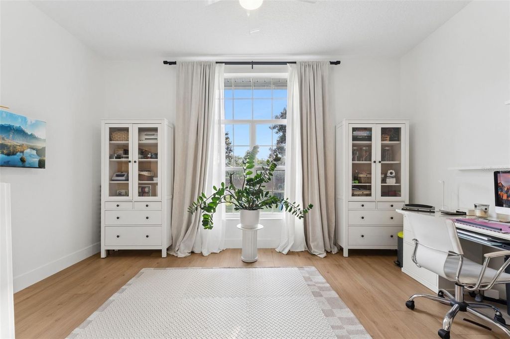 Image 21 of property listing at 5825 OXFORD MOOR BOULEVARD, Windermere, FL 34786