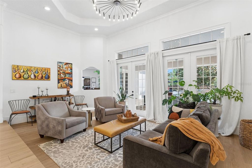 Image 7 of property listing at 5825 OXFORD MOOR BOULEVARD, Windermere, FL 34786