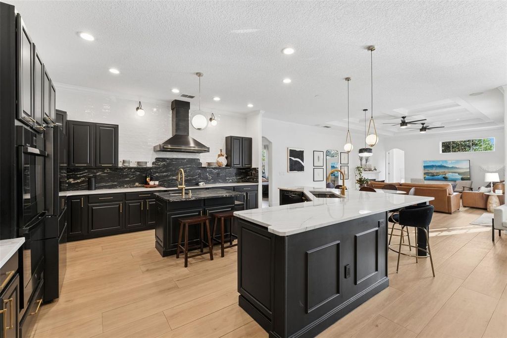 Image 9 of property listing at 5825 OXFORD MOOR BOULEVARD, Windermere, FL 34786