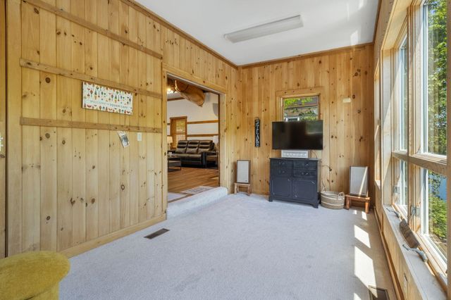 30 Riverside Drive, Ashland, NH 03217