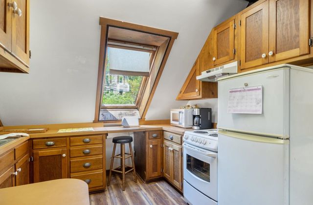 30 Riverside Drive, Ashland, NH 03217