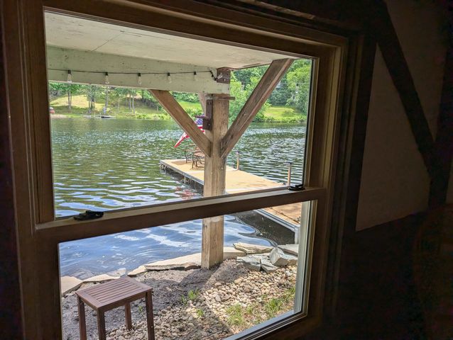 30 Riverside Drive, Ashland, NH 03217