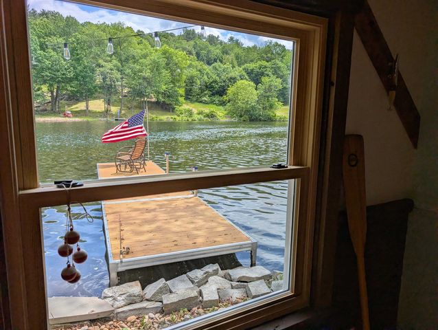 30 Riverside Drive, Ashland, NH 03217