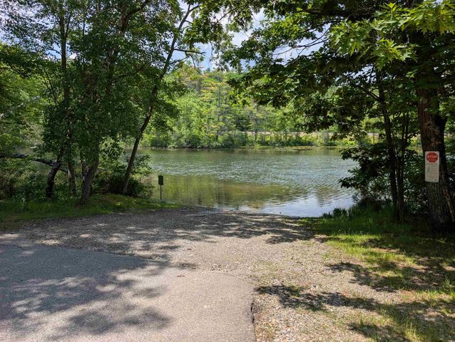 30 Riverside Drive, Ashland, NH 03217