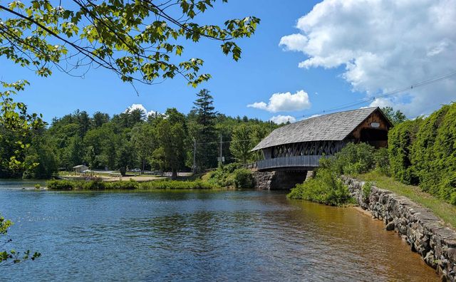 30 Riverside Drive, Ashland, NH 03217