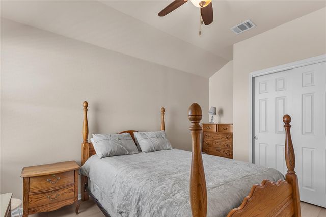 206 Linden LN, San Marcos, TX 78666