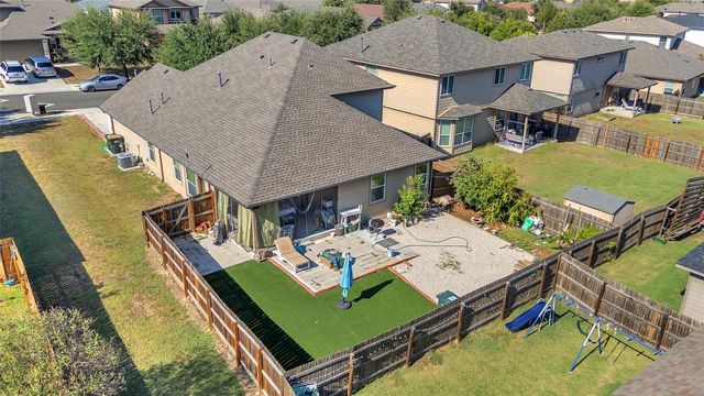 206 Linden LN, San Marcos, TX 78666