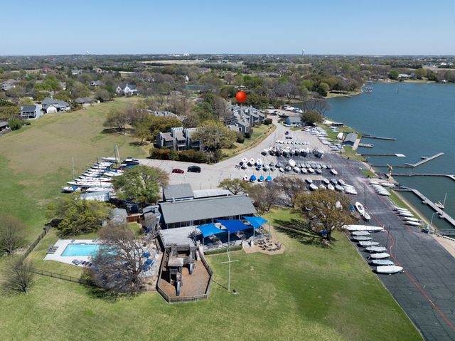 300 Rush Creek Drive B2, Heath, TX 75032