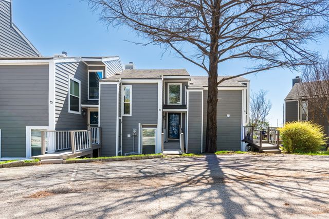 300 Rush Creek Drive B2, Heath, TX 75032