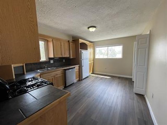 624 Espanola Street SE A-D, Albuquerque, NM 87108