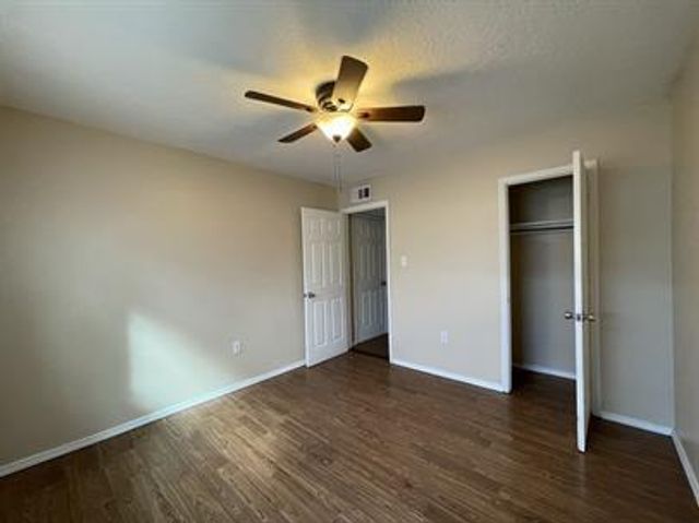 624 Espanola Street SE A-D, Albuquerque, NM 87108