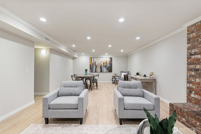 6530 61st Place SE, Snohomish, WA 98290