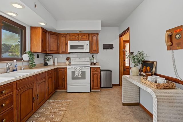 210 Broadway Road, Enon, OH 45323