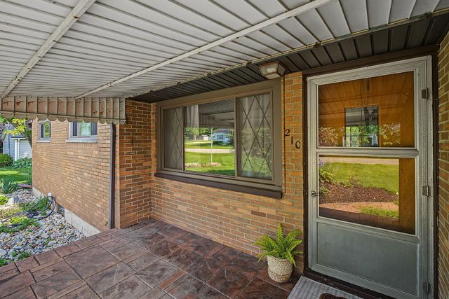 210 Broadway Road, Enon, OH 45323