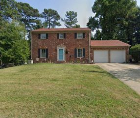 350 Hughes DR, Newport News, VA 23608