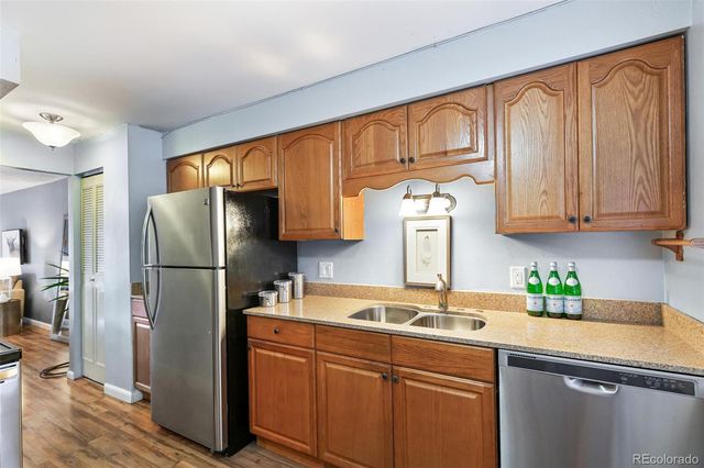 5550 S Lowell Boulevard, Littleton, CO 80123
