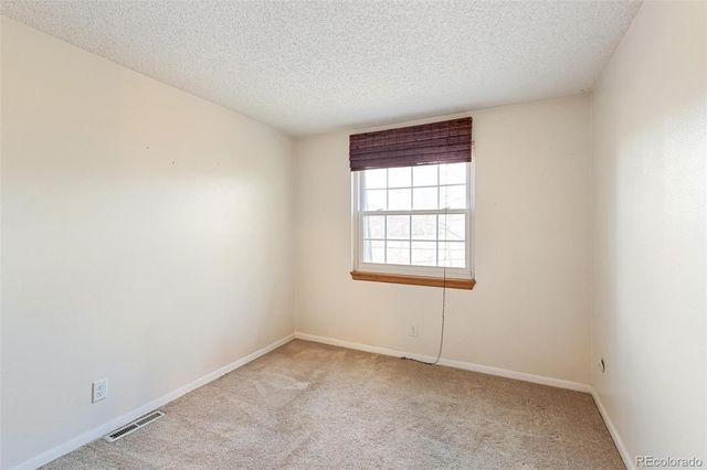 5550 S Lowell Boulevard, Littleton, CO 80123