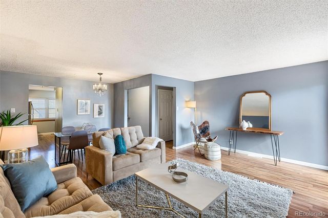 5550 S Lowell Boulevard, Littleton, CO 80123