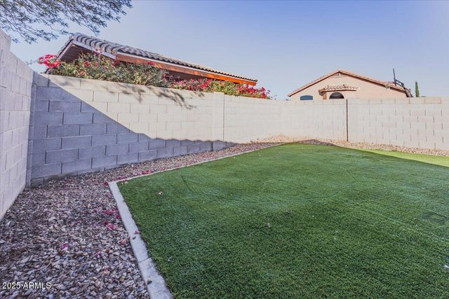 5680 W SHADY GROVE Drive, Tucson, AZ 85742