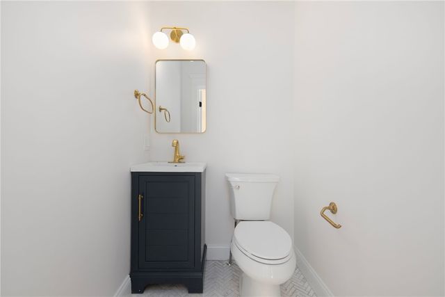 40 Atlantic Street, Newport, RI 02840