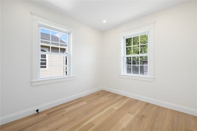 40 Atlantic Street, Newport, RI 02840