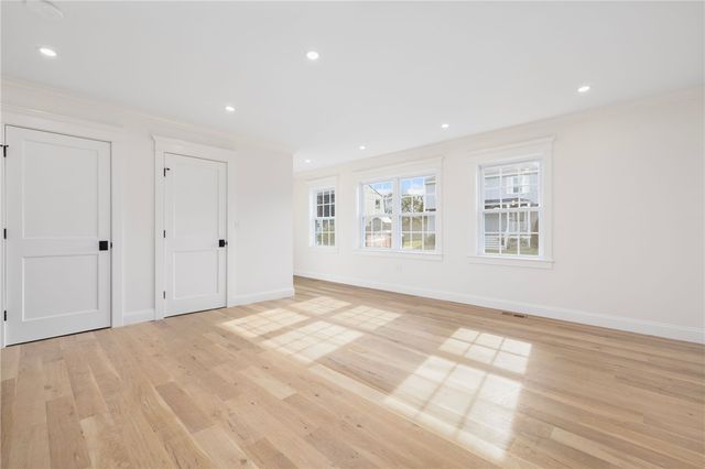 40 Atlantic Street, Newport, RI 02840