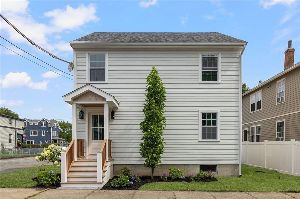 40 Atlantic Street, Newport, RI 02840