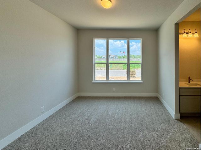 212 Megan's Lane, Castroville, TX 78009