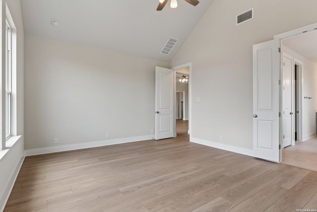 212 Megan's Lane, Castroville, TX 78009