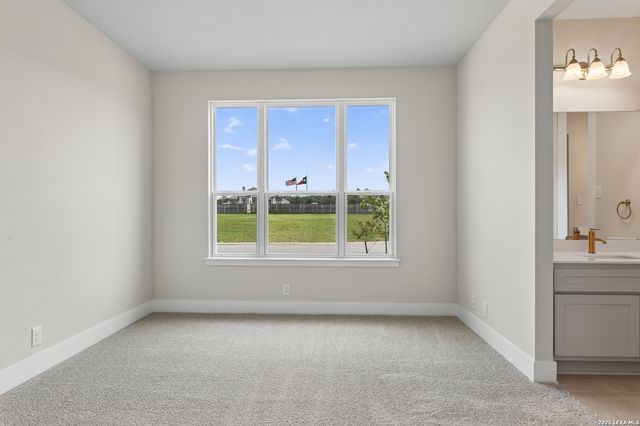 212 Megan's Lane, Castroville, TX 78009