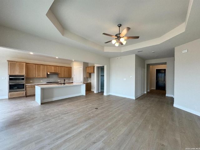 212 Megan's Lane, Castroville, TX 78009