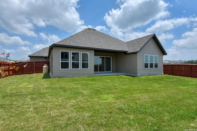 212 Megan's Lane, Castroville, TX 78009