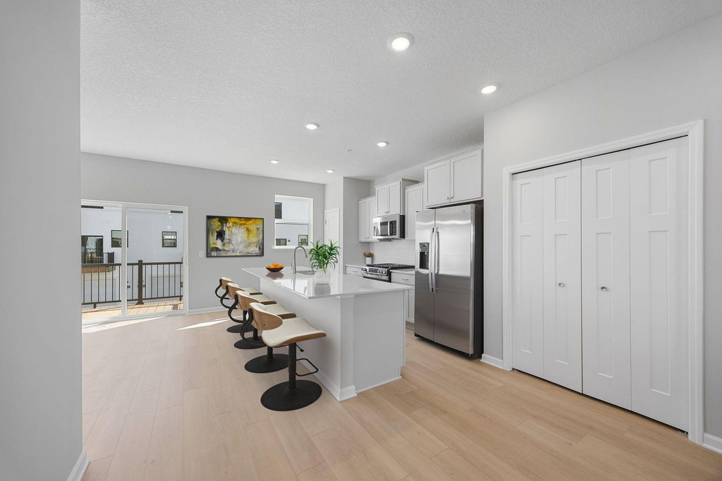 10376 Birchwood Circle, Victoria, MN 55318 — exterior