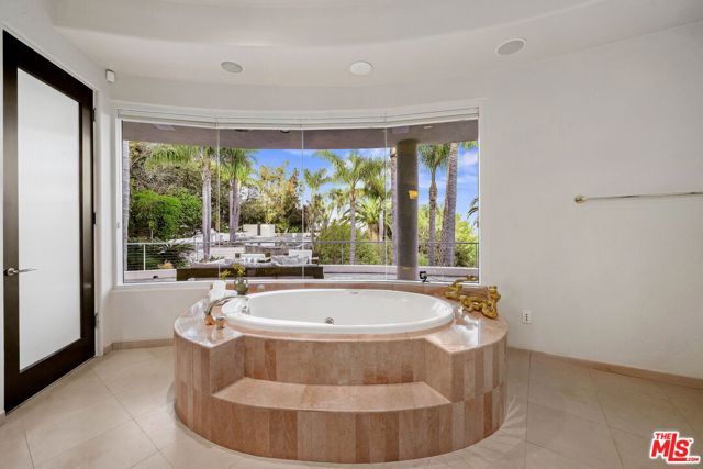28177 Rey De Copas Lane, Malibu, CA 90265