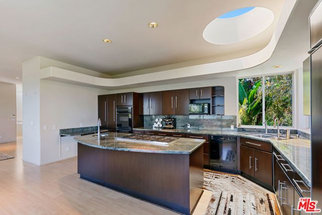 28177 Rey De Copas Lane, Malibu, CA 90265