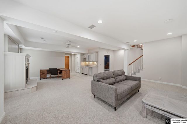 14736 Black Street, Bennington, NE 68007