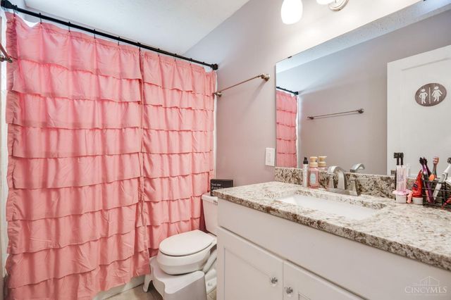 75 Union Avenue, New Miami, OH 45011