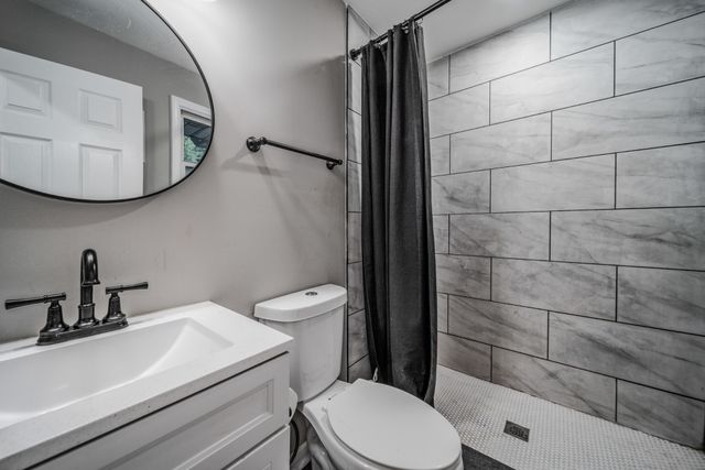 1208 Dempsey Dr, Nashville, TN 37217