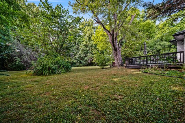 1208 Dempsey Dr, Nashville, TN 37217