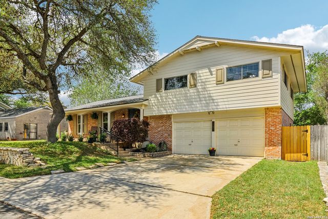 15719 Blue Creek St, San Antonio, TX 78232