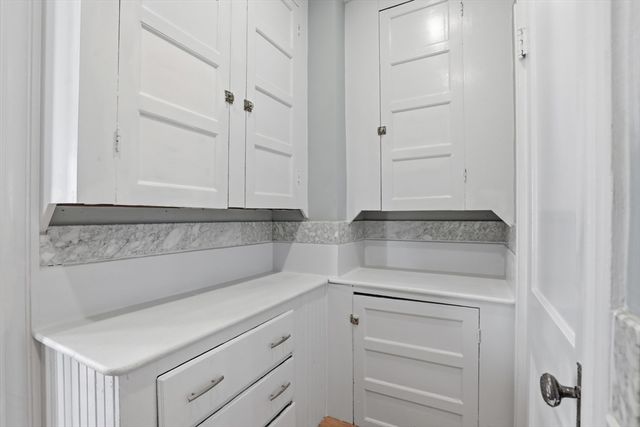 4 Valley Rd 4, Swampscott, MA 01907