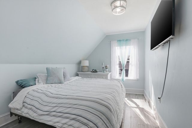 4 Valley Rd 4, Swampscott, MA 01907