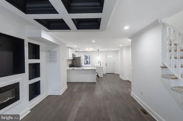 3905 8TH ST, Baltimore, MD 21225